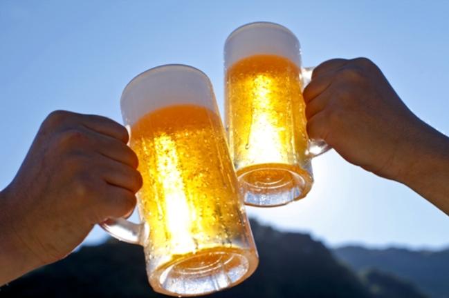 «Για να πιείτε μια μπύρα παραπάνω το Σαββατοκύριακο» η νέα αύξηση του ELA, πηγές επιβεβαιώνουν
