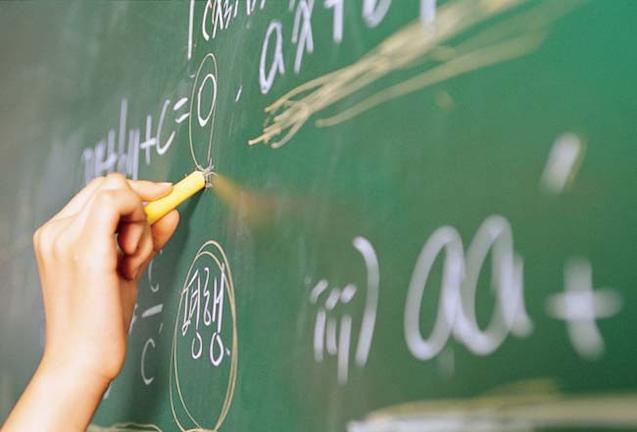 Κοινωνικό φροντιστήριο σε μετεξεταστέους μαθητές στην Αγ. Βαρβάρα