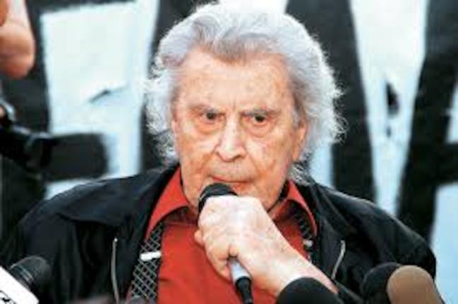 Επιστολή Μίκη στον Λαφαζάνη: Δεν μπορείς να χτυπήσεις το σύστημα μέσα από το σύστημα Επιστολή Μίκη στον Λαφαζάνη: Δεν μπορείς να χτυπήσεις το σύστημα μέσα από το σύστημα