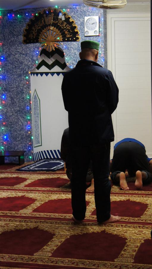 Οι Μουσουλμάνοι της Αθήνας προσεύχονται υπέρ Τσίπρα (φωτορεπορτάζ)