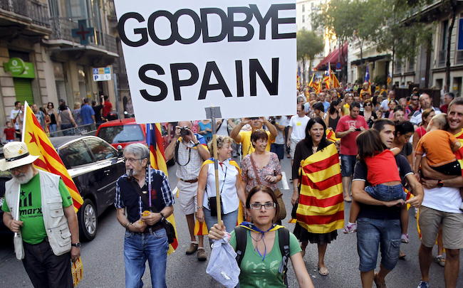 Απόλυτη πλειοψηφία! Οι Καταλανοί ψήφισαν για την ανεξαρτησία τους