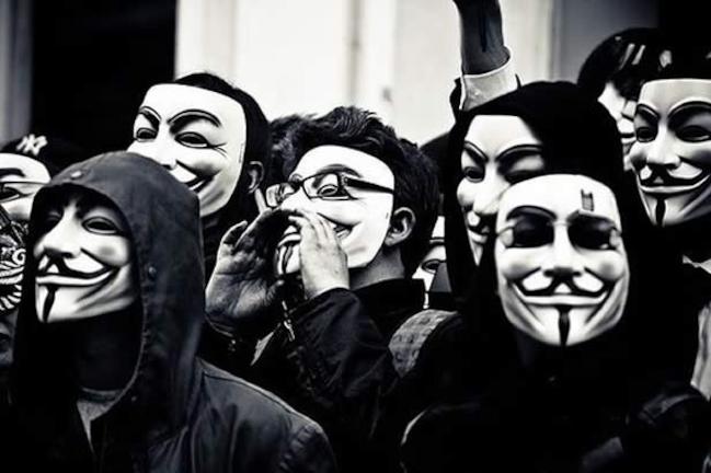 Θες να ενταχθείς στους Anonymous; Θυμήσου την 5η Νοέμβρη