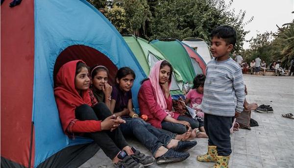 Δύο ευρώ για τους πρόσφυγες προσφέρει από τον μισθό του κάθε εργαζόμενος στους Σιδηροδρόμους