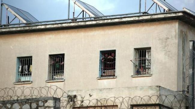 Τα twitter της ντροπής! Φωνάζουν βοήθεια οι απεργοί πείνας στο νοσοκομείο κρατούμενων των φυλακών Κορυδαλλού