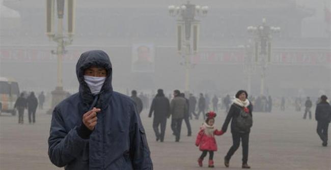Πεκίνο: Αποπνικτική ατμόσφαιρα - «Κόκκινος» ατμοσφαιρικός συναγερμός
