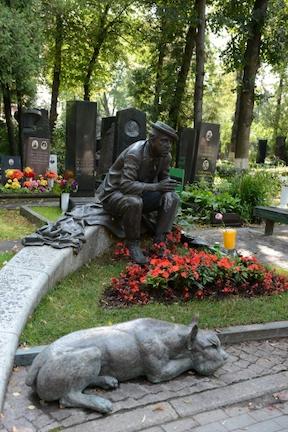 Wi-Fi από την κρύπτη: Δωρεάν Wi-Fi σε τρία νεκροταφεία της Μόσχας