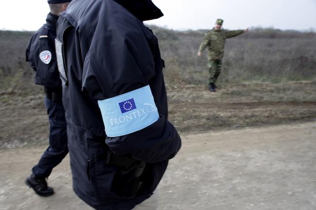 Frontex: Σημαντική μείωση των αφίξεων μεταναστών, αλλά λόγω κακοκαιρίας