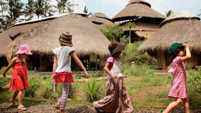 Ένα "φιλικό" προς το περιβάλλον σχολείο που όλοι θα θέλαμε να πάμε (ΕΙΚΟΝΕΣ)