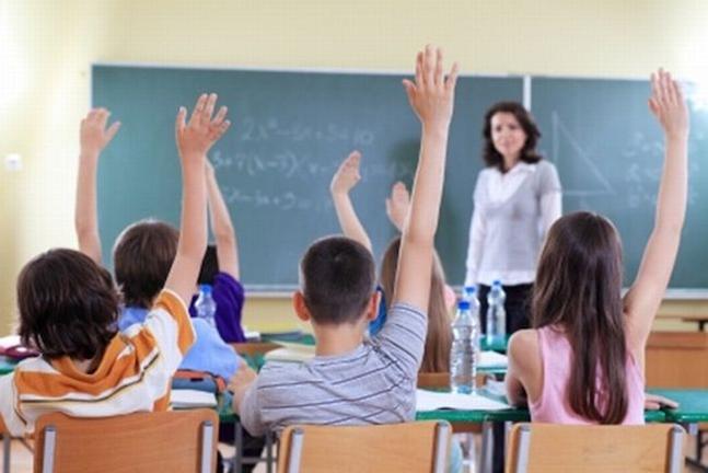 Ενισχυτική Διδασκαλία σε μαθητές Δημοτικών Σχολείων της Ηλιούπολης