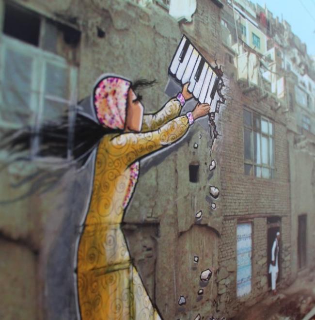 Η πρώτη γυναίκα graffiti artist του Αφγανιστάν