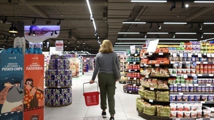 Πρόστιμο εκατοντάδων χιλιάδων ευρώ σε σούπερ-μάρκετ για αισχροκέρδεια