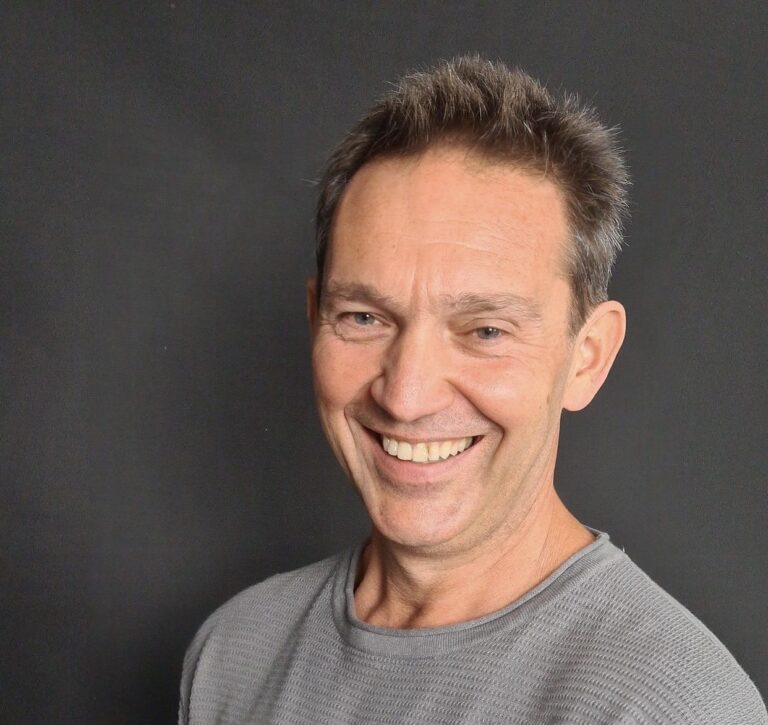 Δρ Παπαλαζάρου: 3 + 2 βήματα για να χάσουμε τα κιλά του Πάσχα