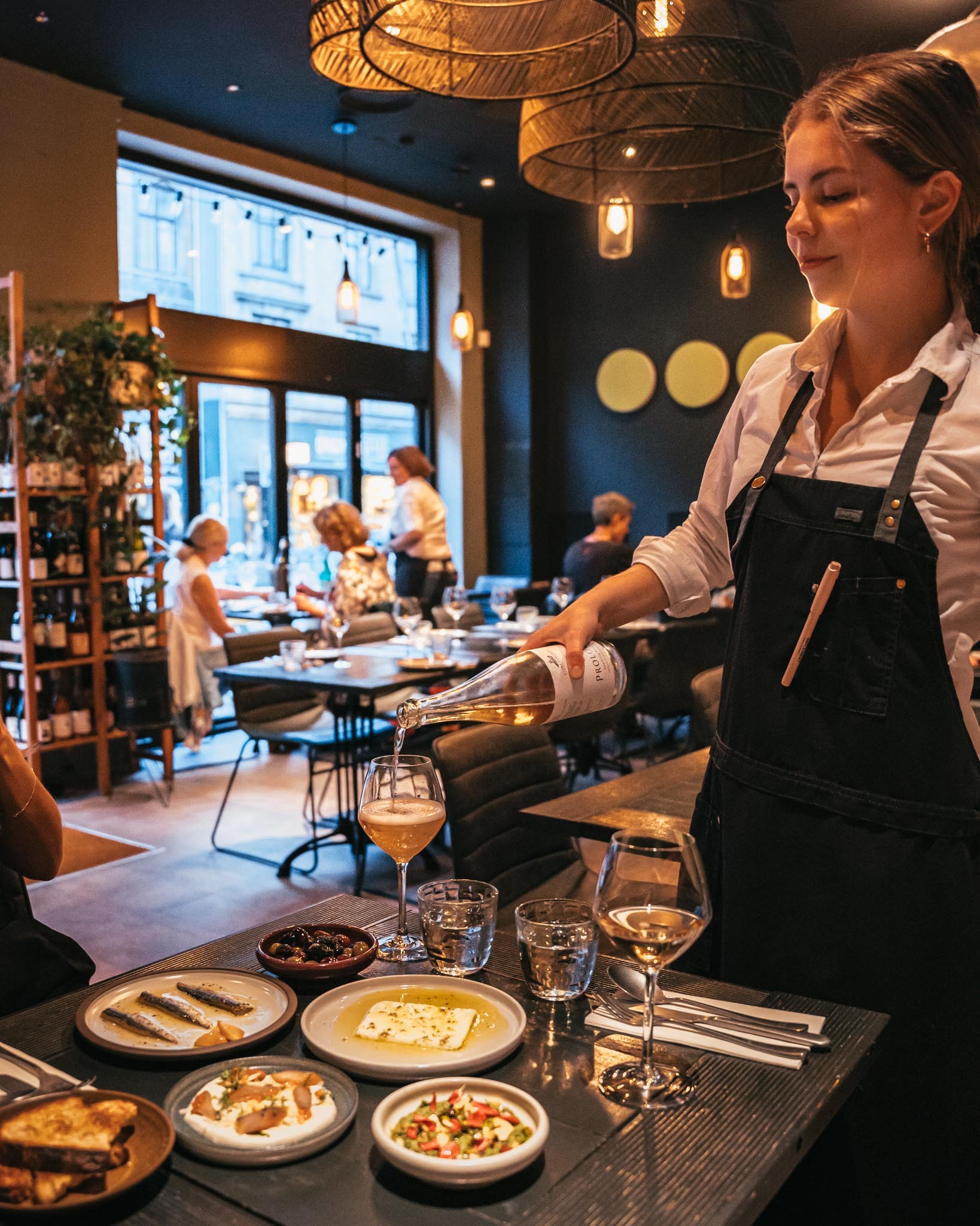 «Deligreco»: Το ελληνικό εστιατόριο στη Δανία για απαιτητικούς foodies-Ποια είναι τα τοπ πιάτα