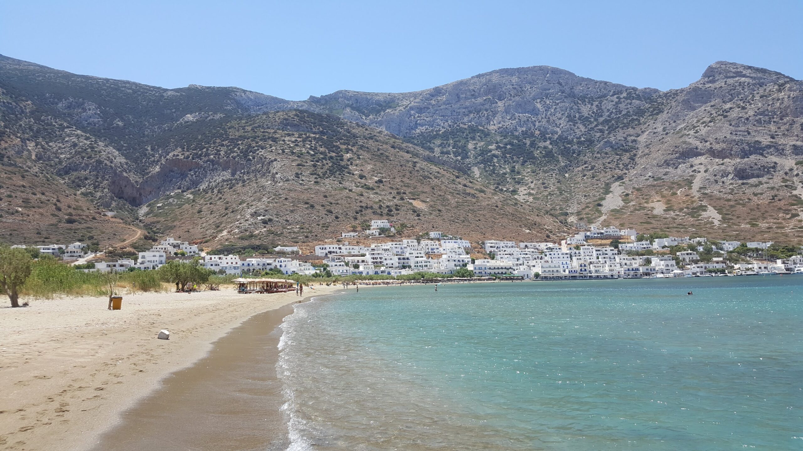 Bρετανική Express: Το πιο «νόστιμο» ελληνικό νησί που είναι τόσο όμορφο όσο η Ρόδος και η Κρήτη, αλλά χωρίς τα μαζικά πλήθη τουριστών