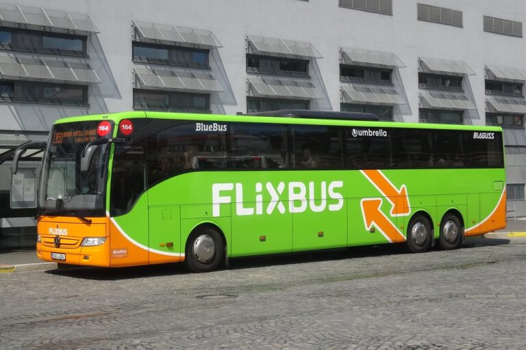 FlixBus: Φθηνά ταξίδια από 5€ – Νέες γραμμές συνδέουν Ελλάδα με Βαλκάνια